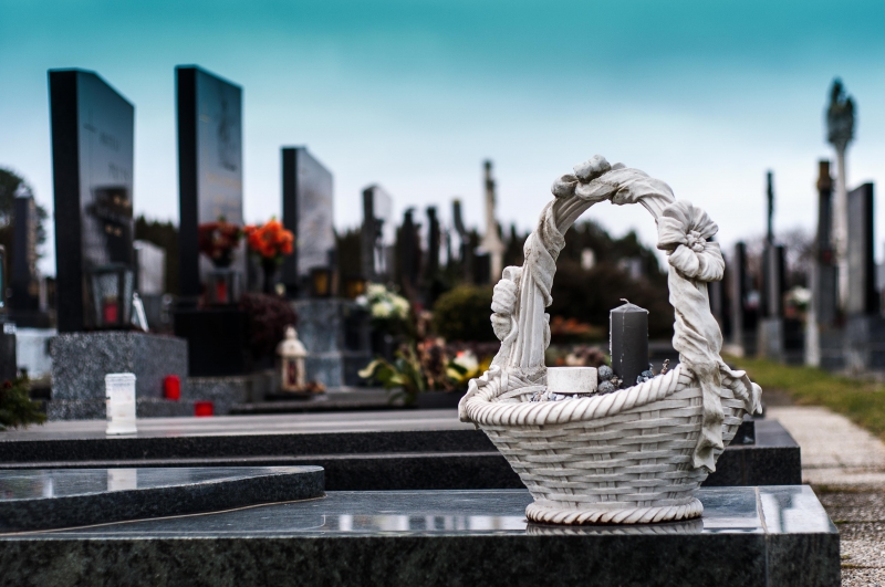 funeraire-HYERES-min_cemetery-1758349